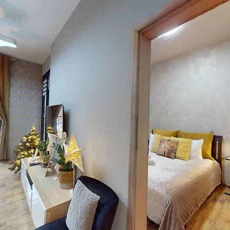 Appartamento Witold's With A Rooftop - 500 Steps To Rynek Wroapart Breslavia